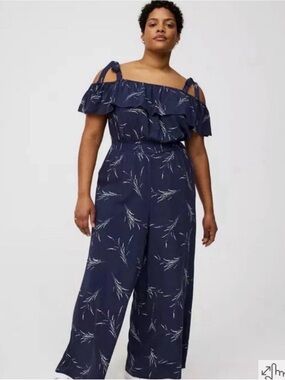 NWT Torrid Crinkle Gauze Jumpsuit